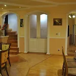 Exigens House